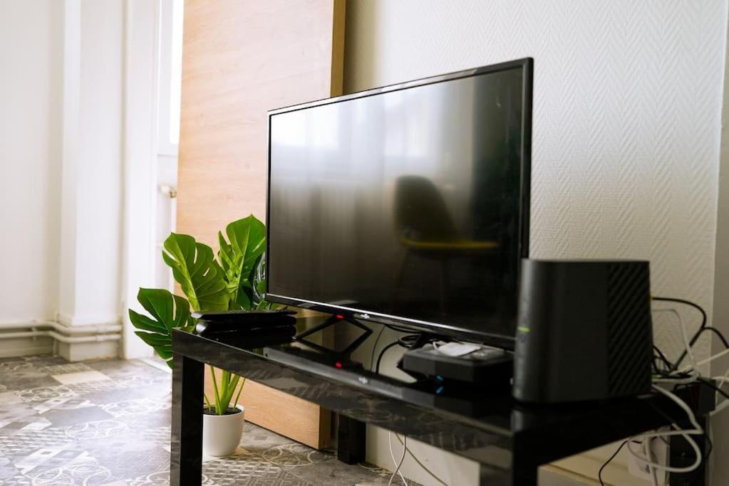Appartement La Gare Viotte เบอซองซง ภายนอก รูปภาพ